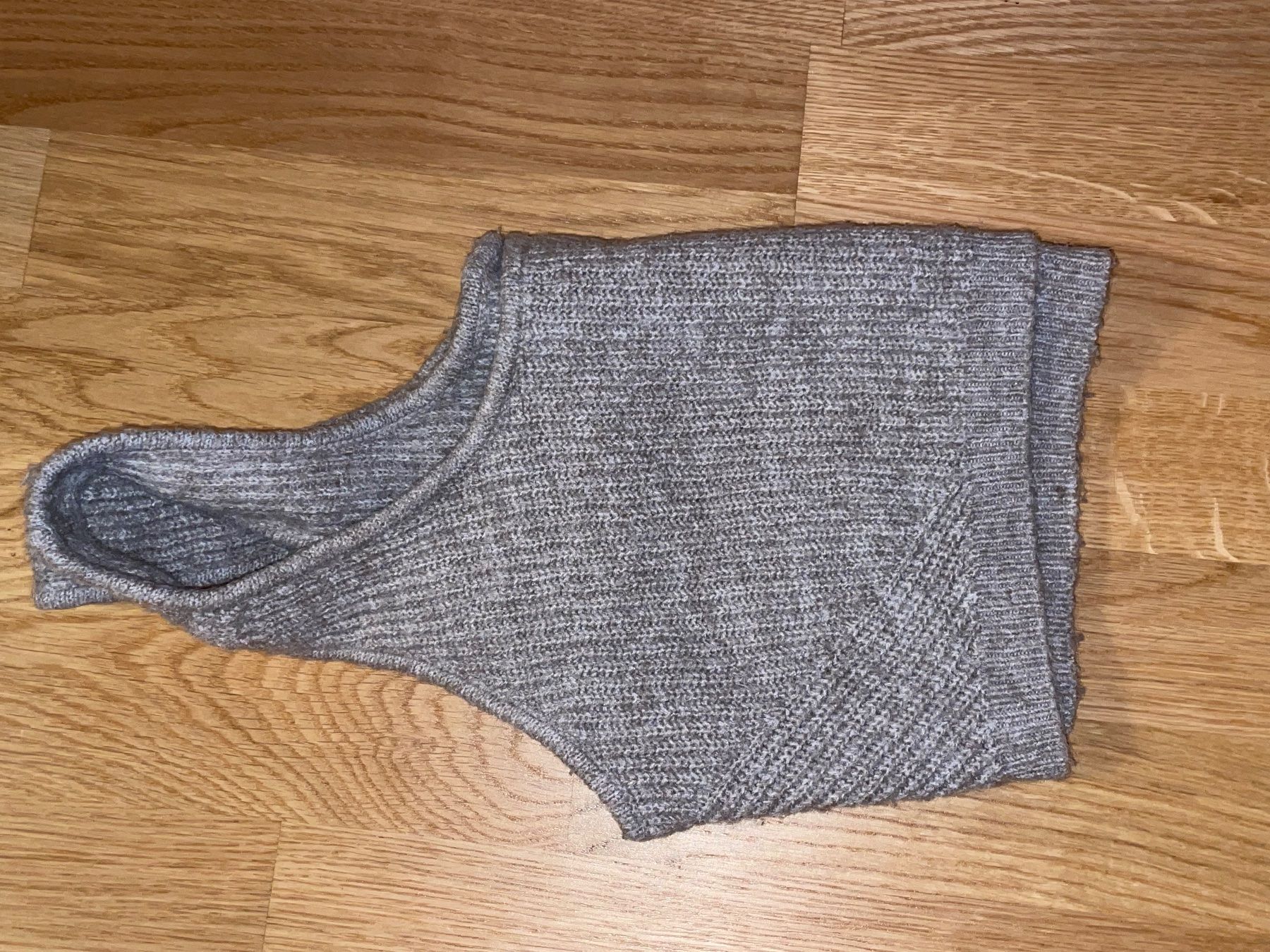 H&M Pantaloni: ALLES RAUS Cozy Set Hose + Top – Usato da Kloten venduto da simones.thriftshop 2
