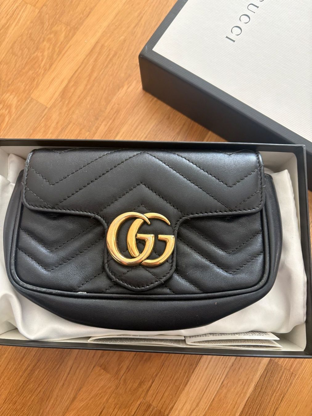 Gucci Taschen für Damen: Gucci Marmont mini – Gebraucht aus Zug von Ilkiway