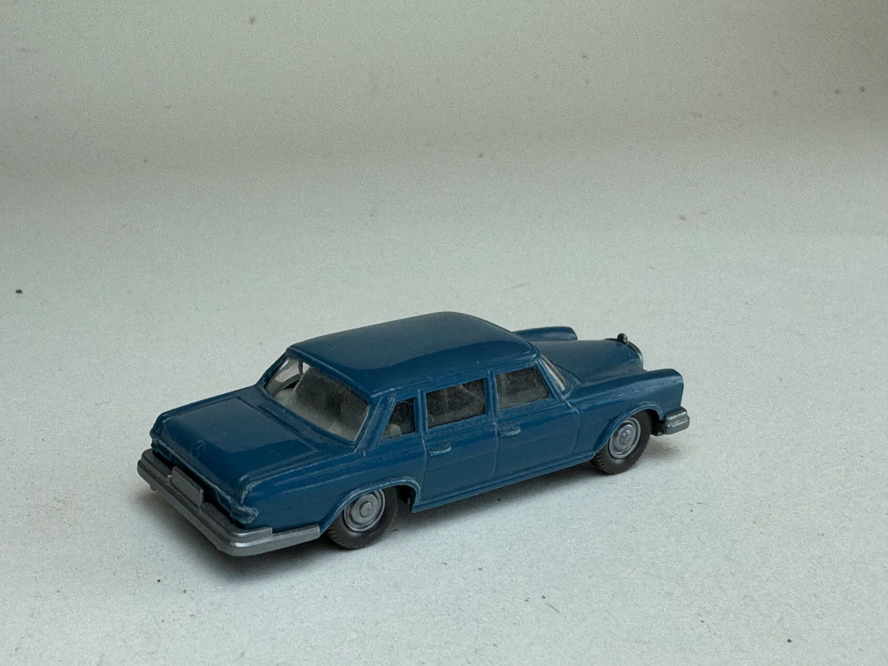 Wiking Modellautos: Wiking Mercedes 600 Pullmann azurblau – Gebraucht aus Elm von Wikmtz 1