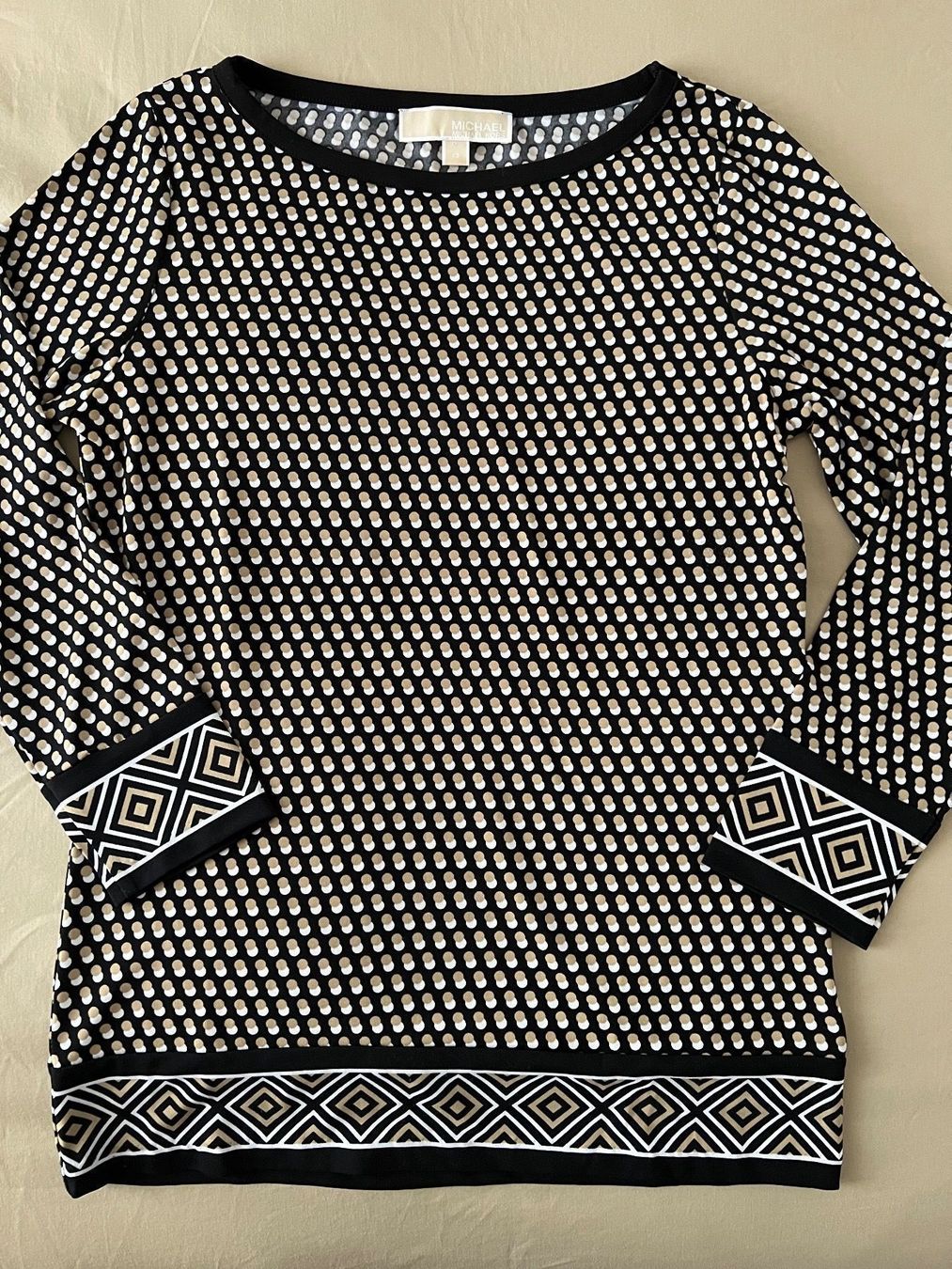 Michael Kors T-Shirts: Shirt MICHAEL KORS, Grösse XS – Neu (gemäss Beschreibung) aus Fraubrunnen von Vpeck