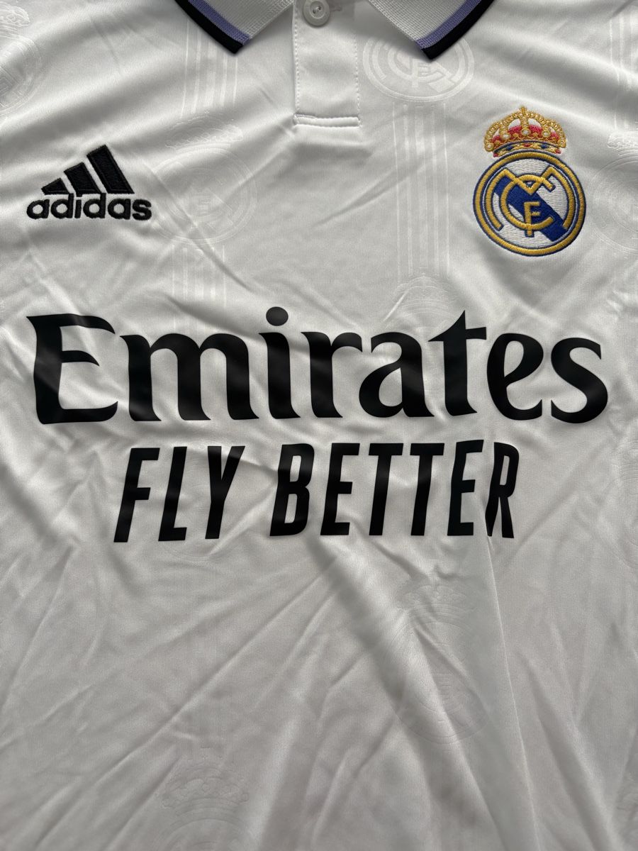 Real Madrid Canottiere & Pantaloni: Real Madrid Trikot 22/23 – Usato da Domat/Ems venduto da tim_lq6b 3