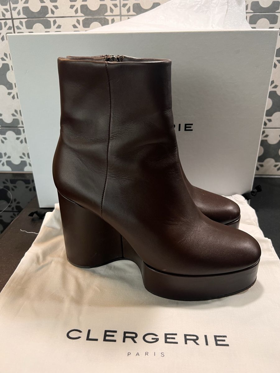 Scarpe da donna: Robert Clergerie boots  – Nuovo (secondo la descrizione) da Lausanne venduto da NYC67