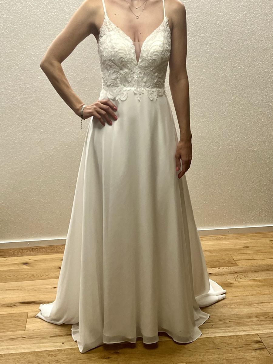 Vestiti: Hochzeitskleid/Brautkleid Gr. 36 – Usato da Stans venduto da Jaeseli 2