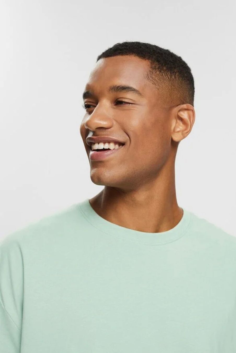 Esprit T-shirt: Oversized Jersey-T-Shirt – Nuovo e nell'imballaggio originale da Wittenbach venduto da bes_k8vr 5