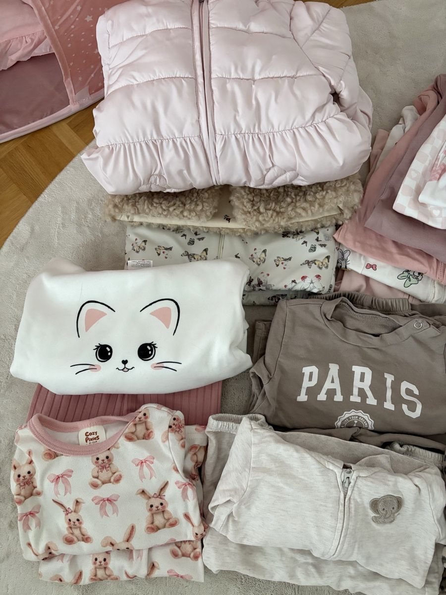 Lotti & Set di vestiti: Kleiderpaket Baby – Usato da Basel venduto da Merita27 2