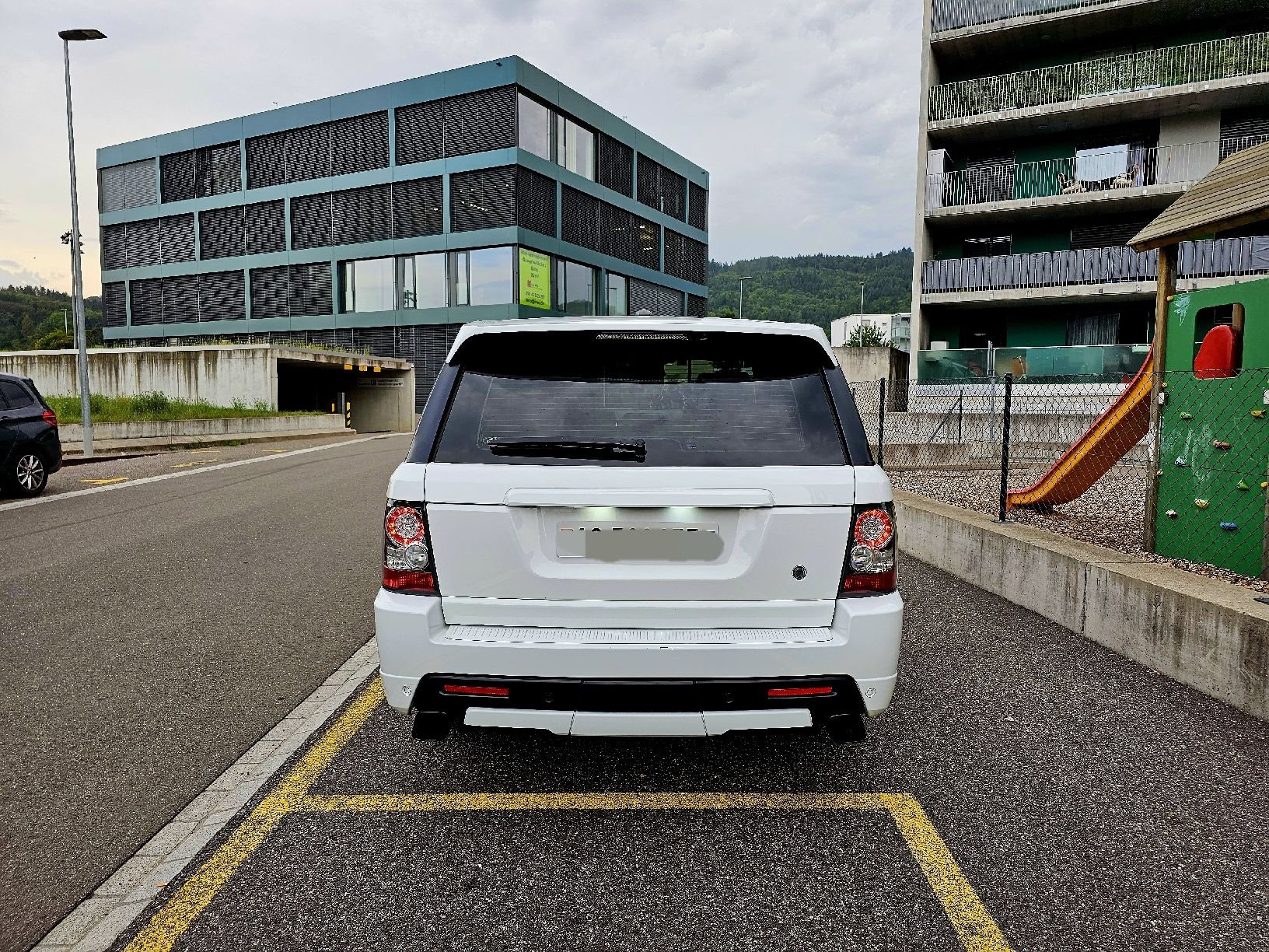 Land Rover Autos: Range Rover Sport 3.0 HSE "Stormer Edition" – Gebraucht aus Spreitenbach von DaviDino03 4