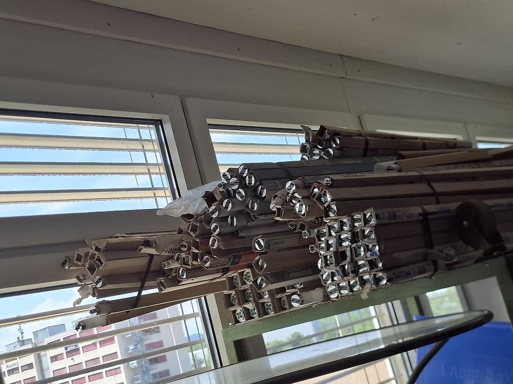 Lampen: Leuchtstoffröhre 58W 830 – Gebraucht aus Niederglatt ZH von adr_vc9s 3