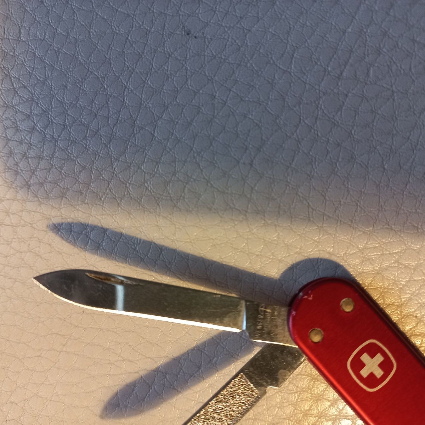 Wenger Coltelli tascabile: Wenger Taschenmesser – Usato da Niederhelfenschwil venduto da pyr_n8bb 1