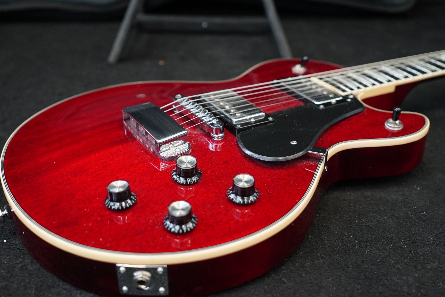 Hagström Strumenti musicali: Hagstrom Swede E-Gitarre mit Bag – Usato da Ortschwaben venduto da Musictrade 2