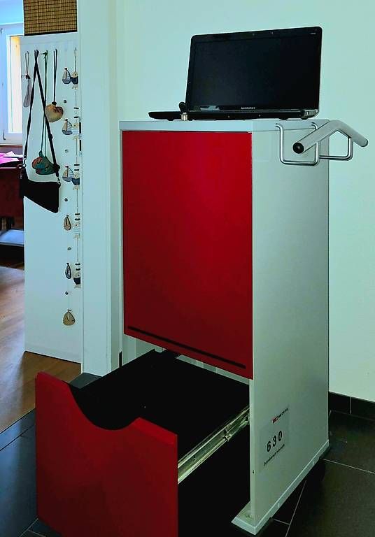 Korpus:  SBB Rollcontainer aus Qualitätsmaterialien gebaut! – Gebraucht aus Guggisberg von mirjamh03 1