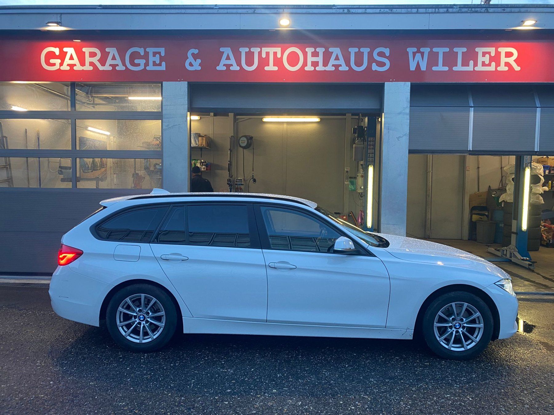 BMW Automobili: BMW 320d xDrive Touring Steptronic – Usato da Biel/Bienne venduto da AS24 3