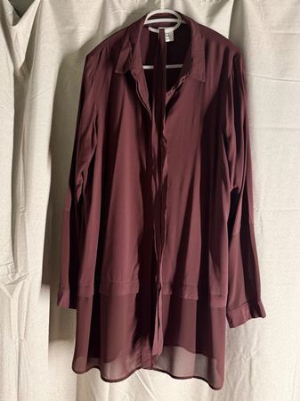 Elegante Bluse oder Kleid in bordeaux