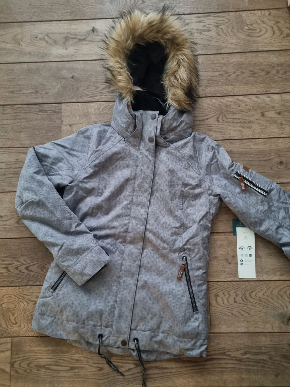 Roxy Giacche: Neue Skijacke von Roxy – Nuovo e nell'imballaggio originale da Buchs SG venduto da nst13