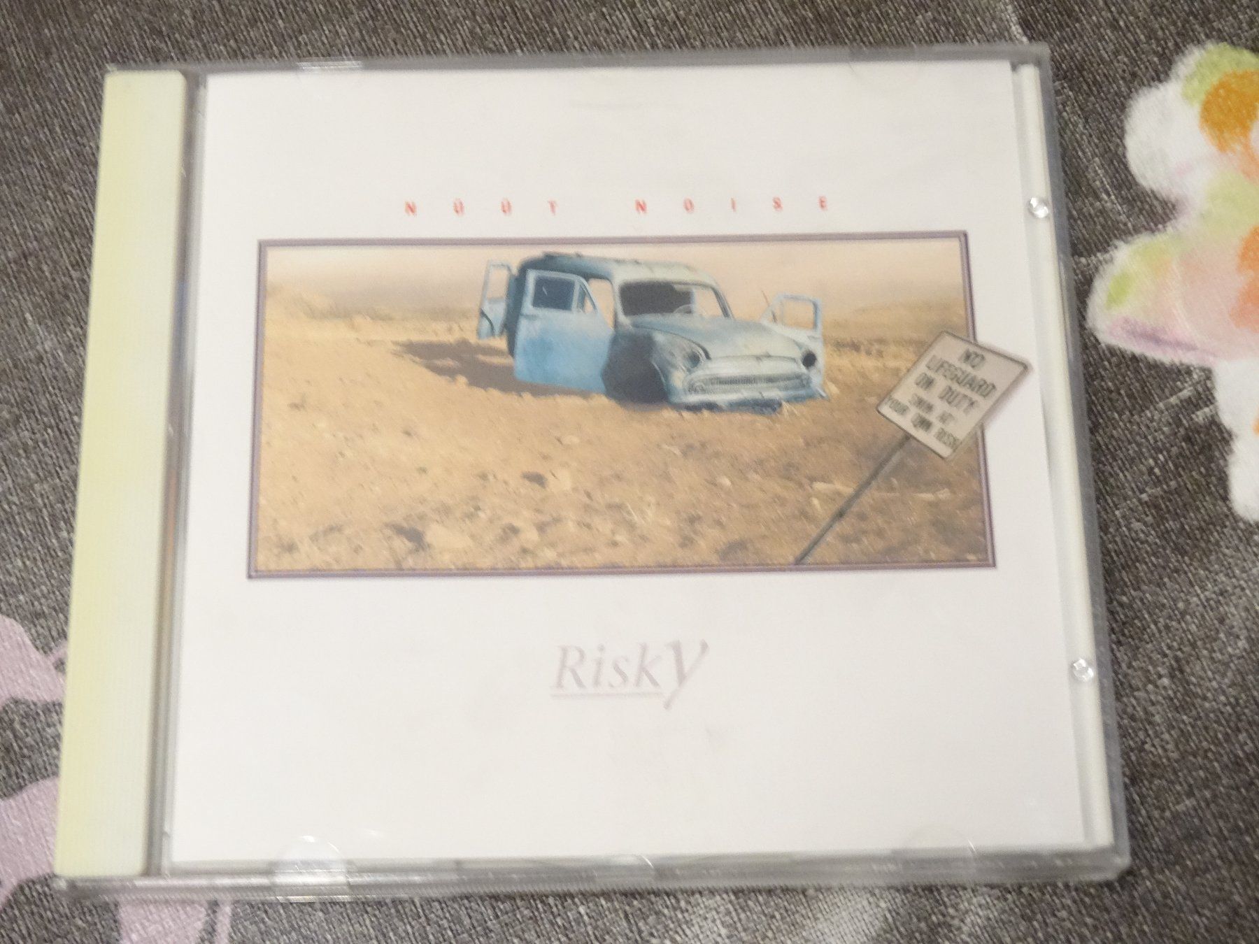 CDs: Nüüt Noise - Risky CD – D'occasion à Olten par Disc-Ausverkauf