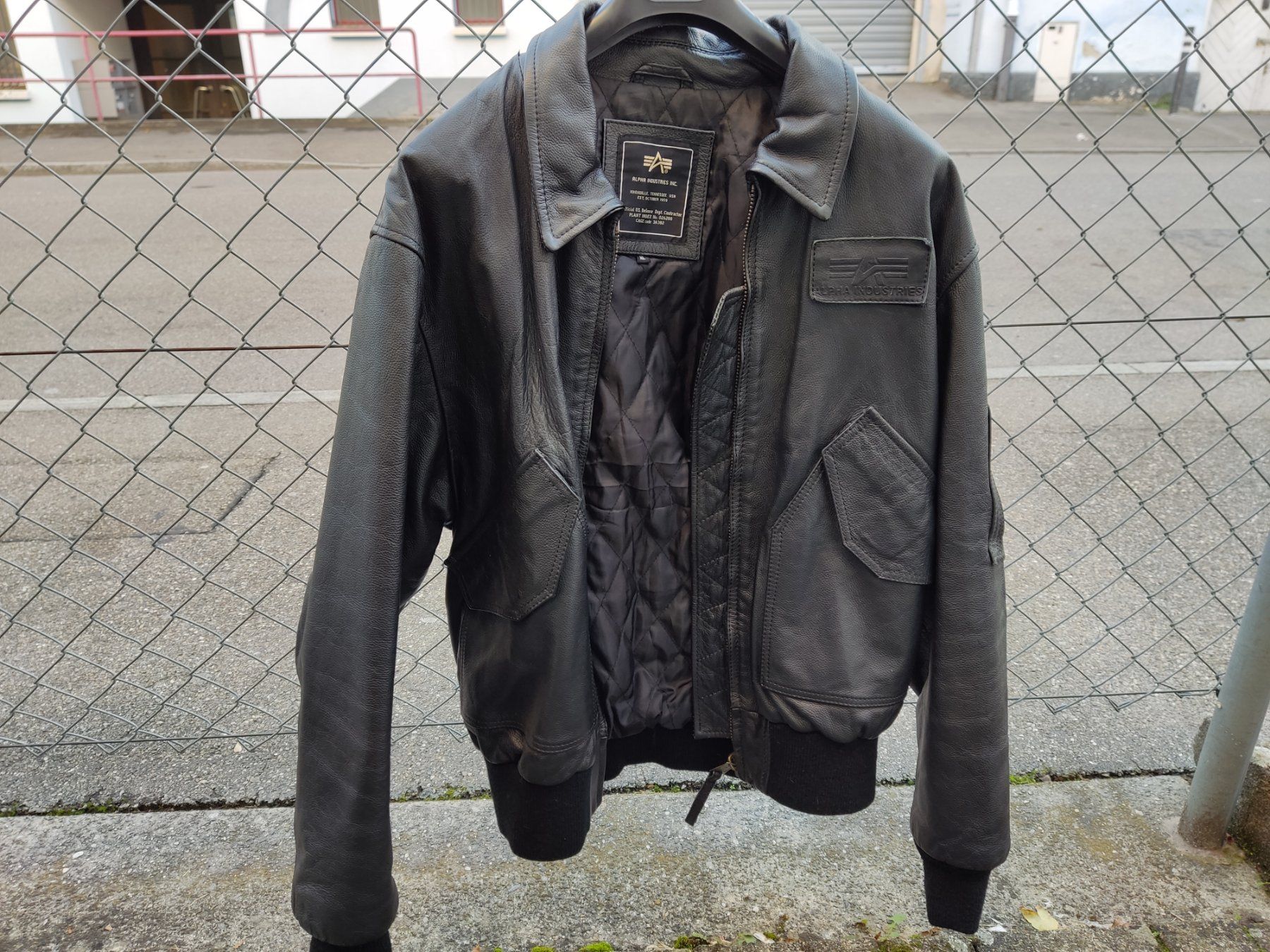 Alpha Industries Giacche: 100% Original Alpha Lederjacke Bomberjacke echtes Leder XL – Nuovo (secondo la descrizione) da Rorschach venduto da Mr_fairprice 6