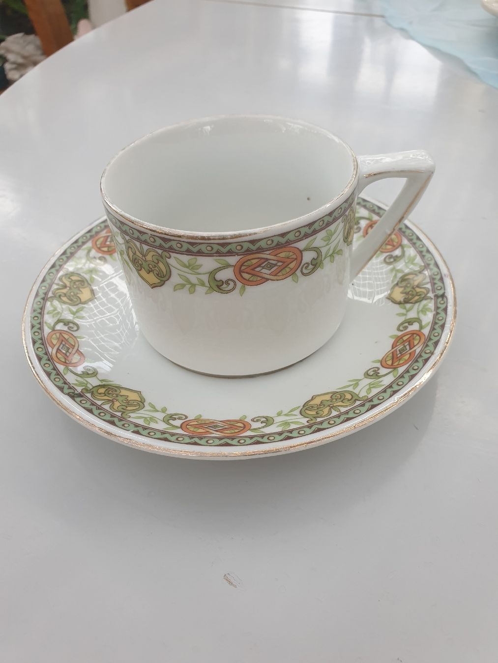 Set di piatti: Oma's Kaffeeservice  – Usato da Feldbach venduto da Gwaechshuus 3