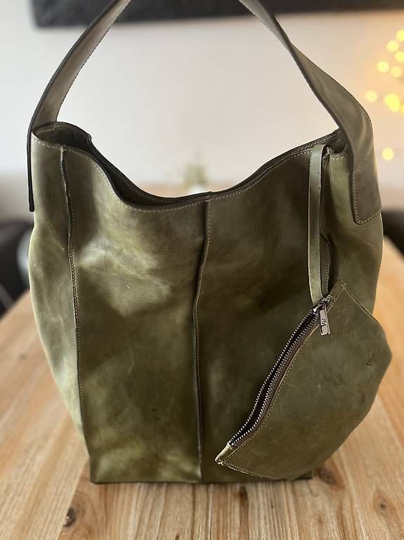 Taschen für Damen: Handtasche  – Gebraucht aus Würenlos von YaLu99