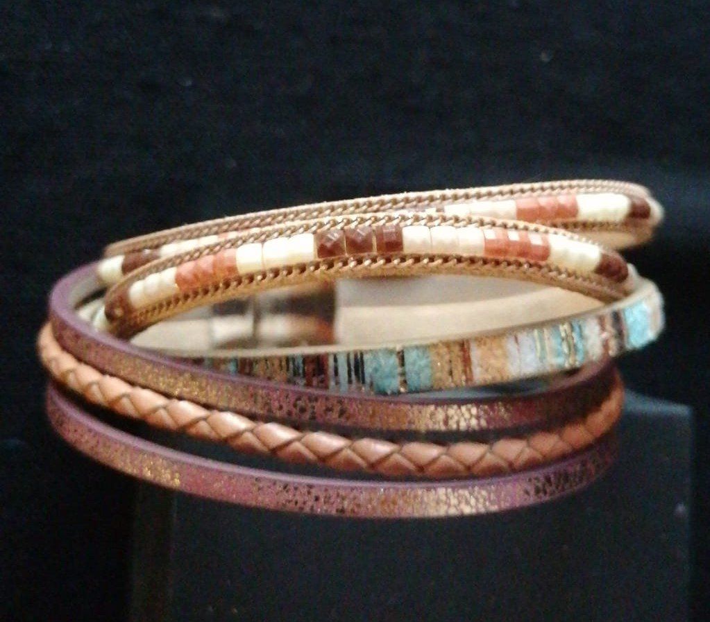Bracciali & Braccialetti: schönes Armband in Lederoptik – Nuovo (secondo la descrizione) da Grächen venduto da Hel7890