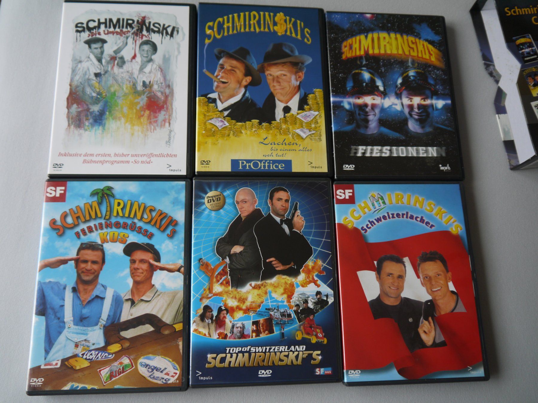 Tutti i DVDs: SCHMIRINSKIS COLLECTION 6 DVD - CH -Schweizer Dialekt – Usato da Hagendorn venduto da Blaf