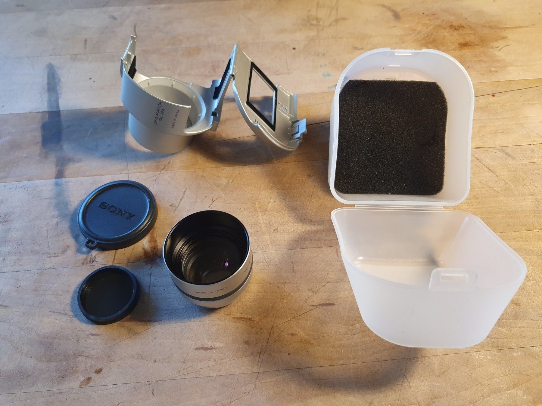 Sony Obiettivi: Sony VCL-DH1730 Telekonverter – Usato da Zürich venduto da loosebone