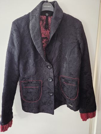 Veste Desigual noire taille 42 - Parfaite pour l'automne!