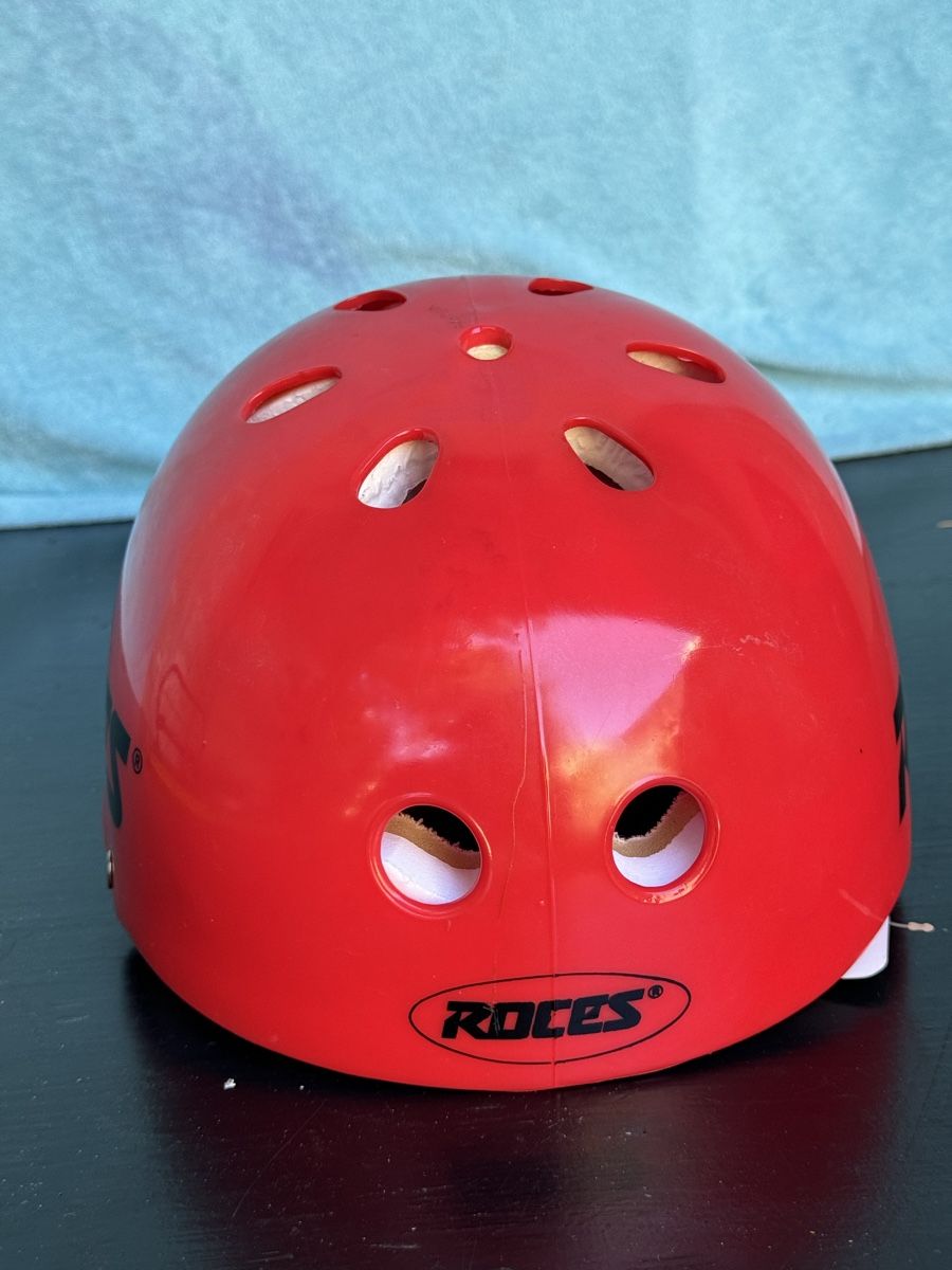 Helme: Casques pour enfants, Roces, Rouge. – Gebraucht aus Lausanne von artnouveau04 1