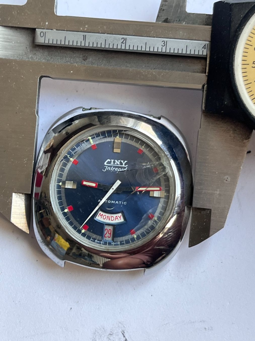 Uhren: Ciny Intrepid Automatic – Gebraucht aus Worblaufen von chronyves 4
