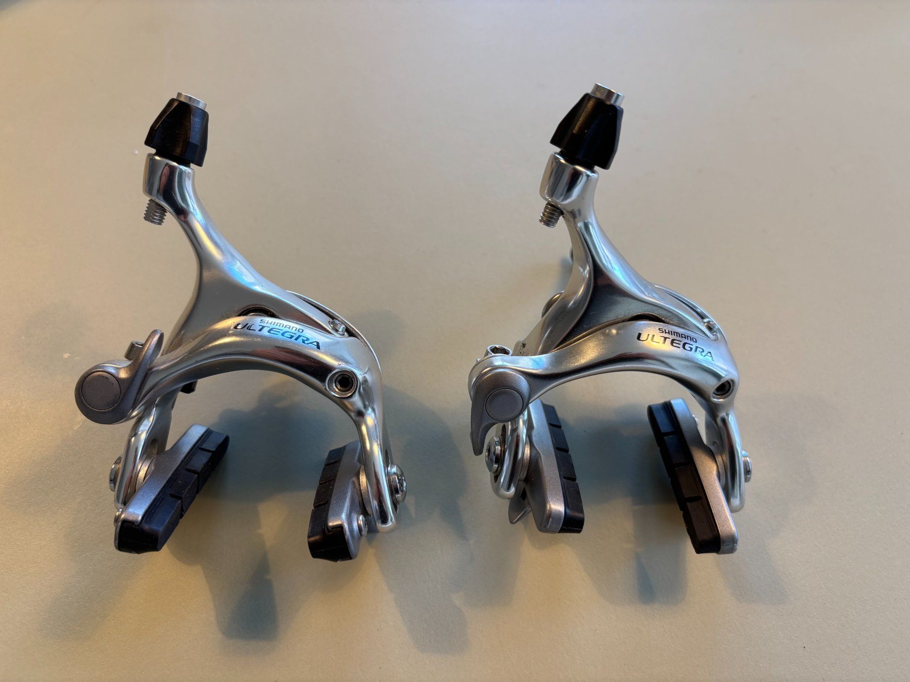 Shimano Pezzi di ricambio: Shimano Ultegra BR-6600 – Nuovo (secondo la descrizione) da Zürich venduto da fa_schwa
