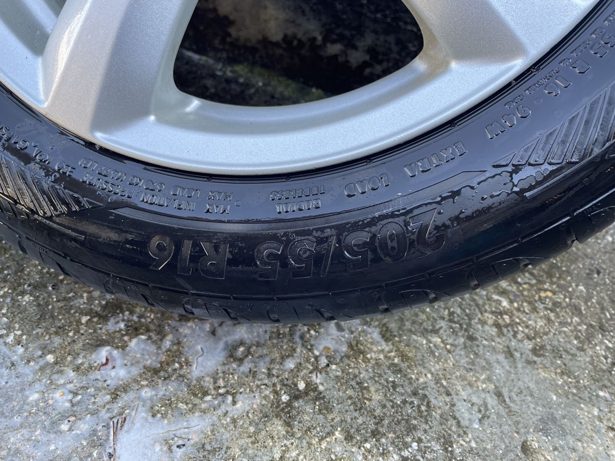 Pneus & Kompletträder: Cerchi e gomme  vw – Gebraucht aus Magadino von mattiasargenti81 2