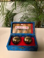 Massagekugeln Klang f. Hände in mit Seide überzogener Box !