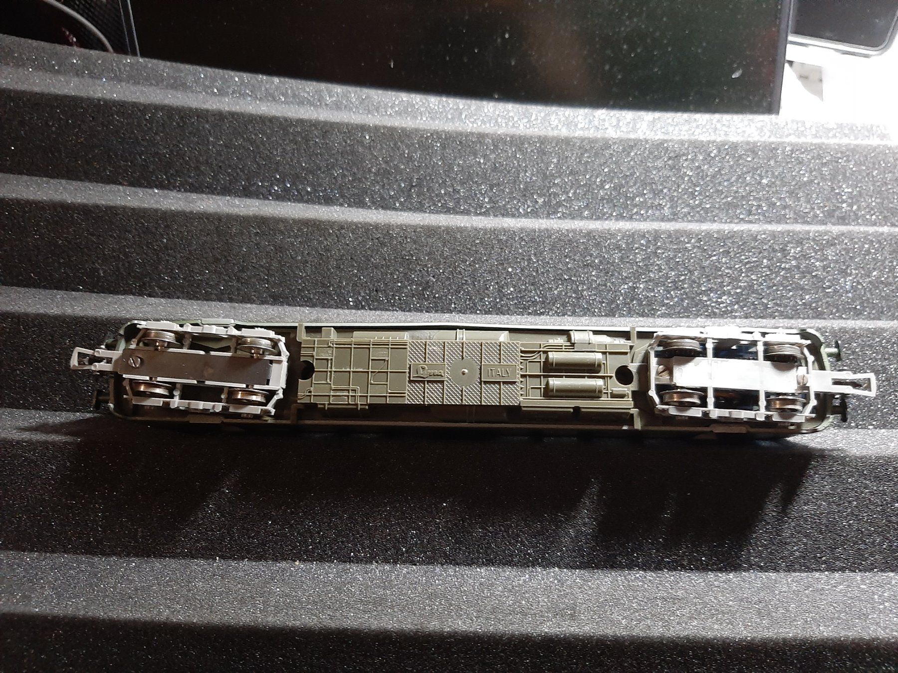 Lima Modelleisenbahnen: LIMA 1435 REF.24 – Gebraucht aus Avully von RIVALIS 3