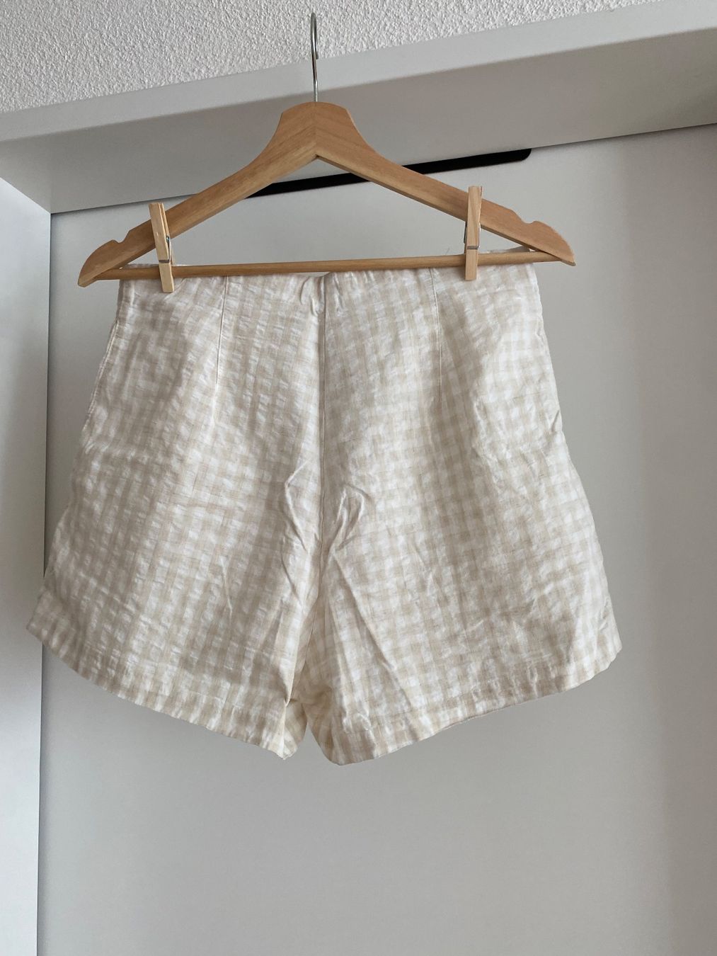 H&M Pantaloni: H&M Baumoll Shorts – Usato da Emmen venduto da Linda-Bachmann 1