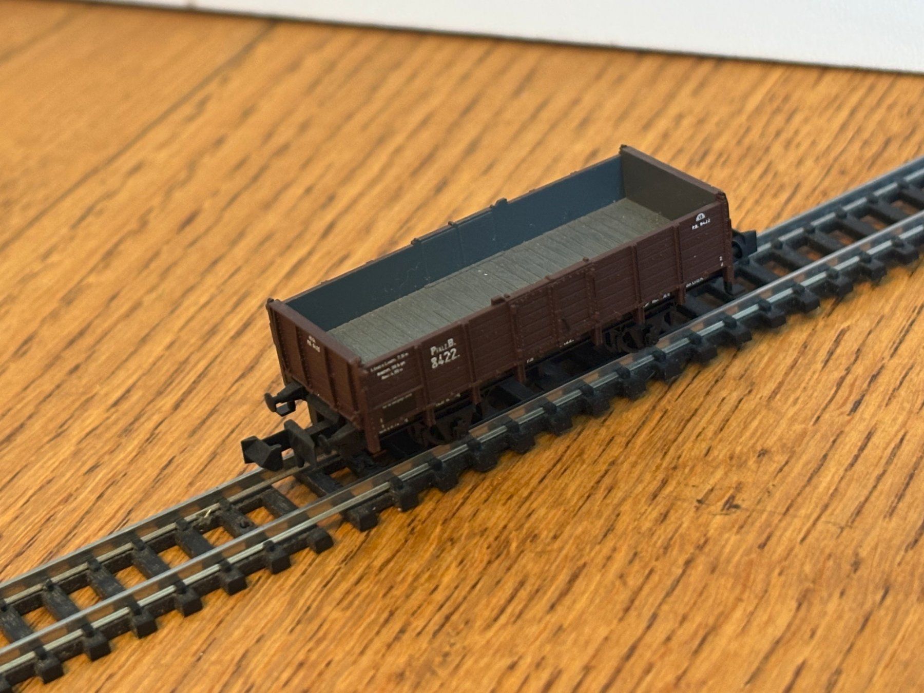 Modelleisenbahnen: *e1362: Güterwagen, flach (Spur N) – Gebraucht aus Birsfelden von Birs_25 2