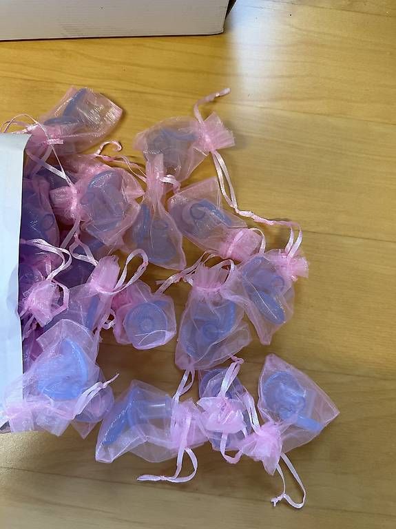 Scarpe da uomo: 100 pz Copritacchi di 3 misure  – Usato da Lugano venduto da club.888 4