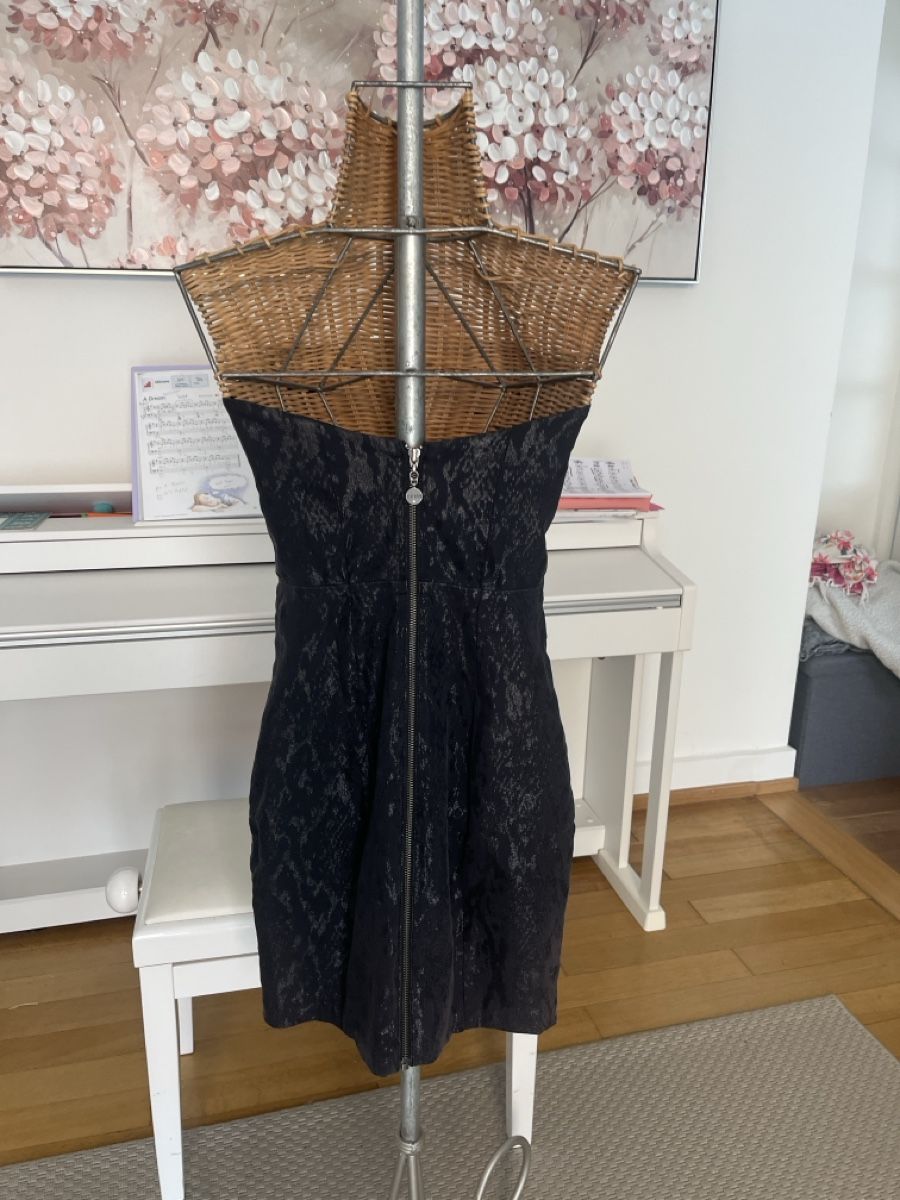 Guess Kleider: Kleid, Guess, S – Gebraucht aus Solothurn von Bobesch08 4
