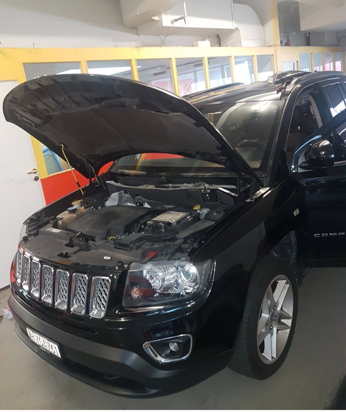 Jeep Automobili: Jeep compas 2.2 crdi Diesel mfk vorbereitet – Usato da Affoltern am Albis venduto da sva_7qsb