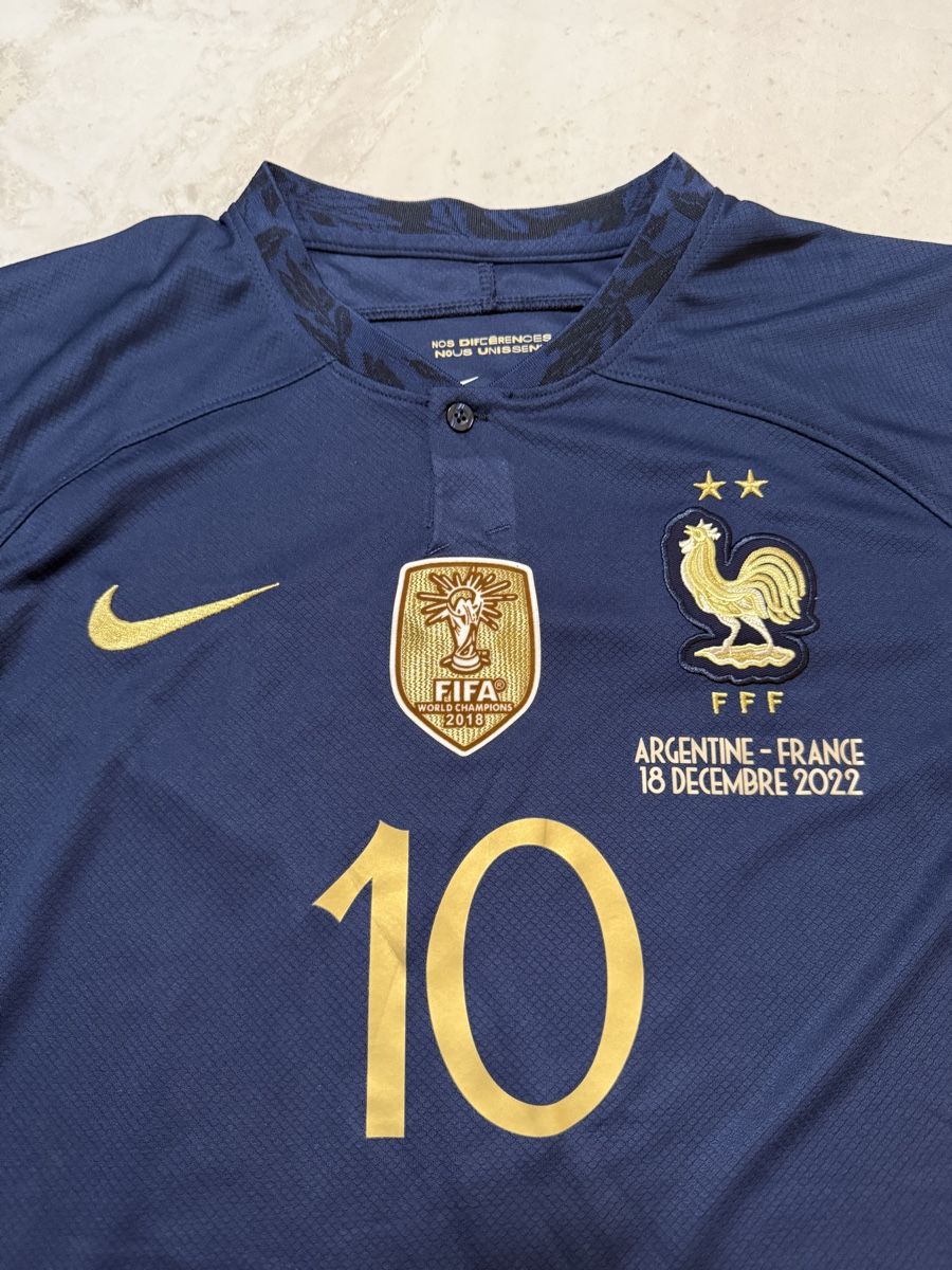 Nike Canottiere & Pantaloni: Frankreich Trikot Mbappe – Nuovo (secondo la descrizione) da Bronschhofen venduto da leo_99hp 2