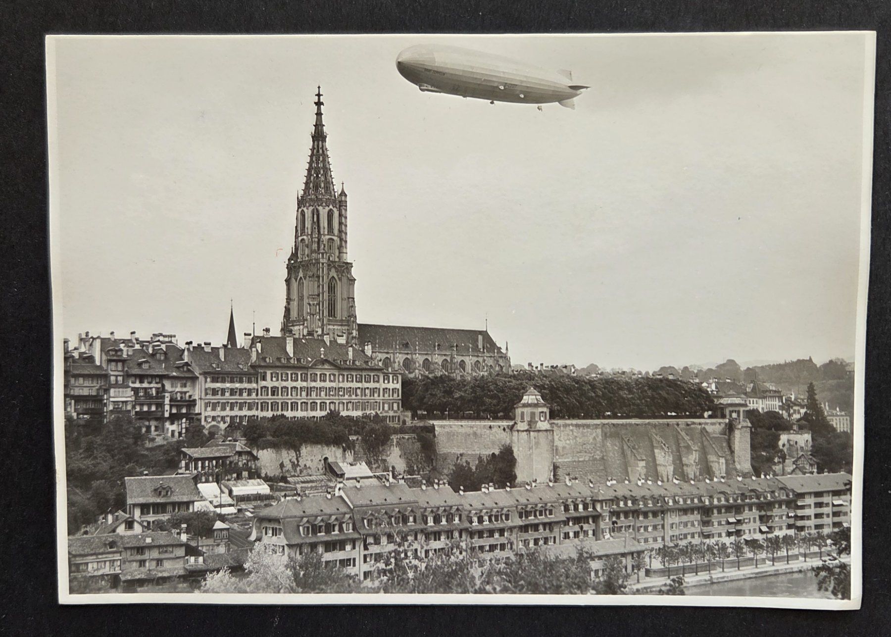 Cartoline postali: Zeppelin 3 Postkarten 3 CP Graf Zeppelin  Bern Schaffhausen – Usato da Tavannes venduto da Cire 2