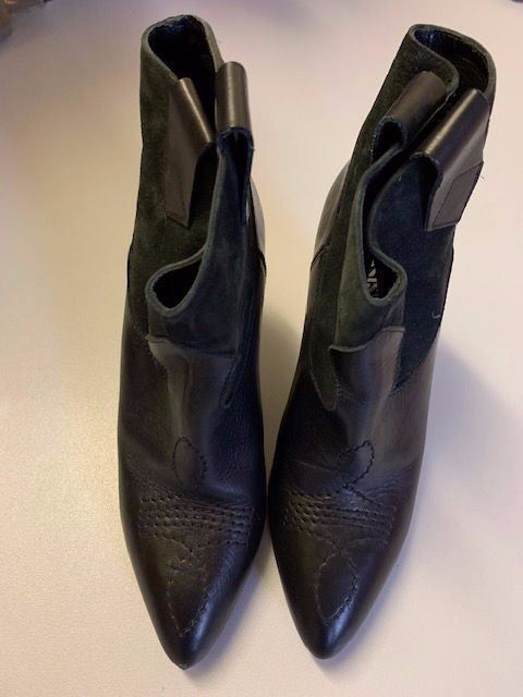 Scarpe da donna: Stiefeletten Passisimo Gr. 38 – Usato da Oberweningen venduto da Bumblebee2