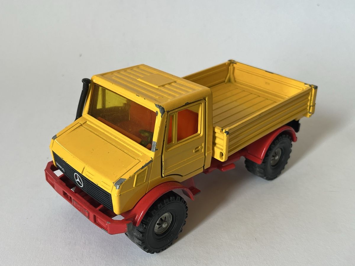 Siku Modellini d'auto: SIKU Unimog 1:24 – Usato da Aeugst am Albis venduto da Capricornus310