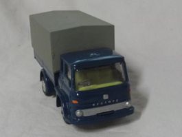 CORGI TOYS   BEDFORD  RESTAURIERT
