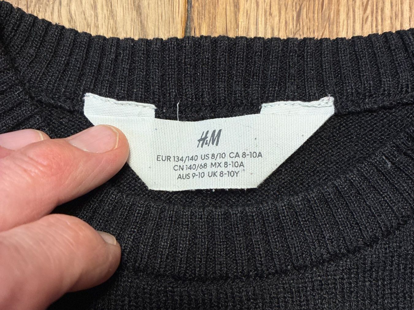 Pullover & Sweatshirts: Pulloever schwarz Grösse 134/140 Weihnachtsmotiv gestrickt – Gebraucht aus Guntershausen von Gloominati 1