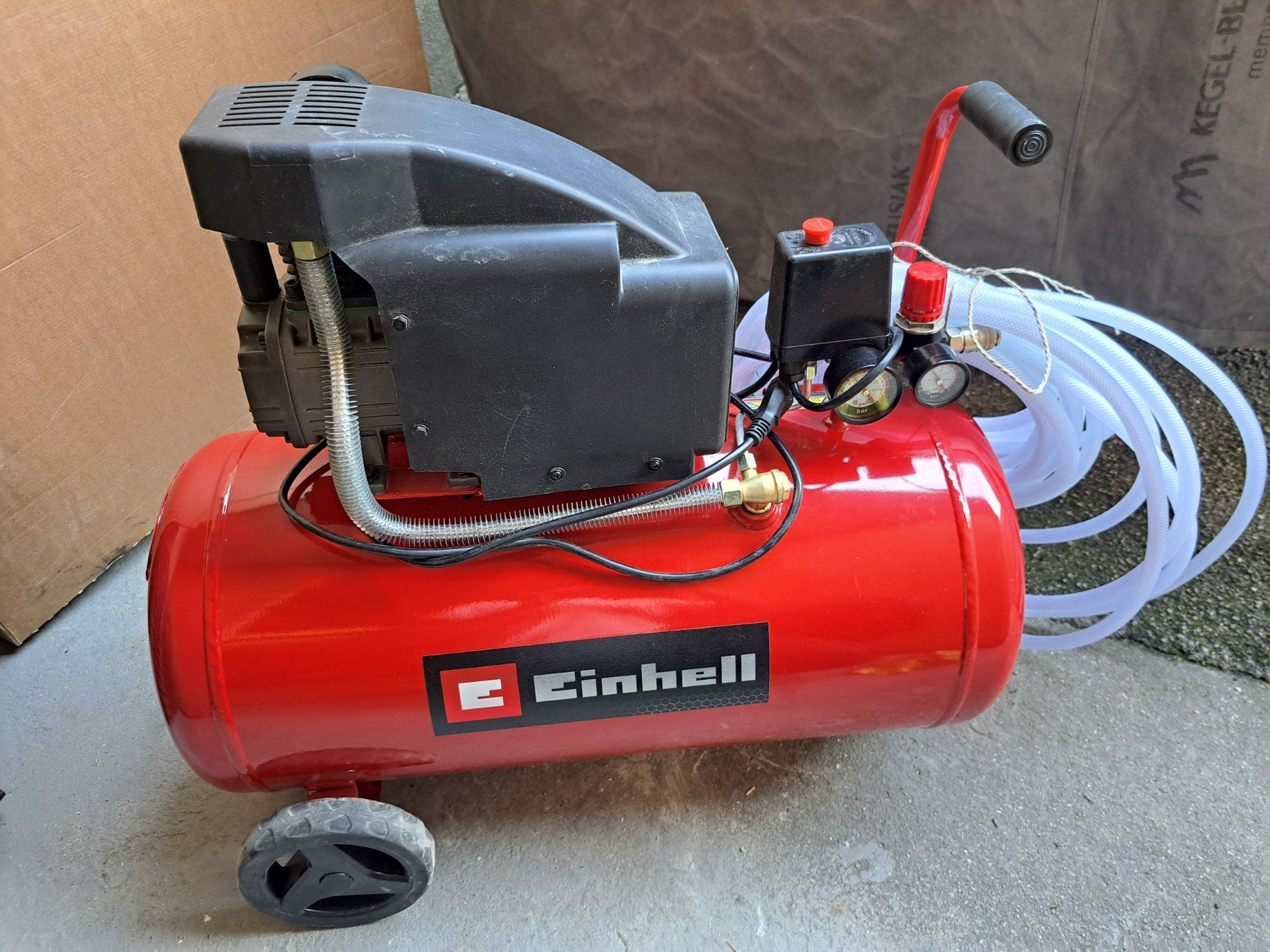 Einhell Kompressoren: Einhell Kompressor mit Schlauch – Gebraucht aus Pfaffnau von Holzziger