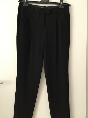 MARC CAIN SOMMERHOSE SCHWARZ GRÖSSE 1
