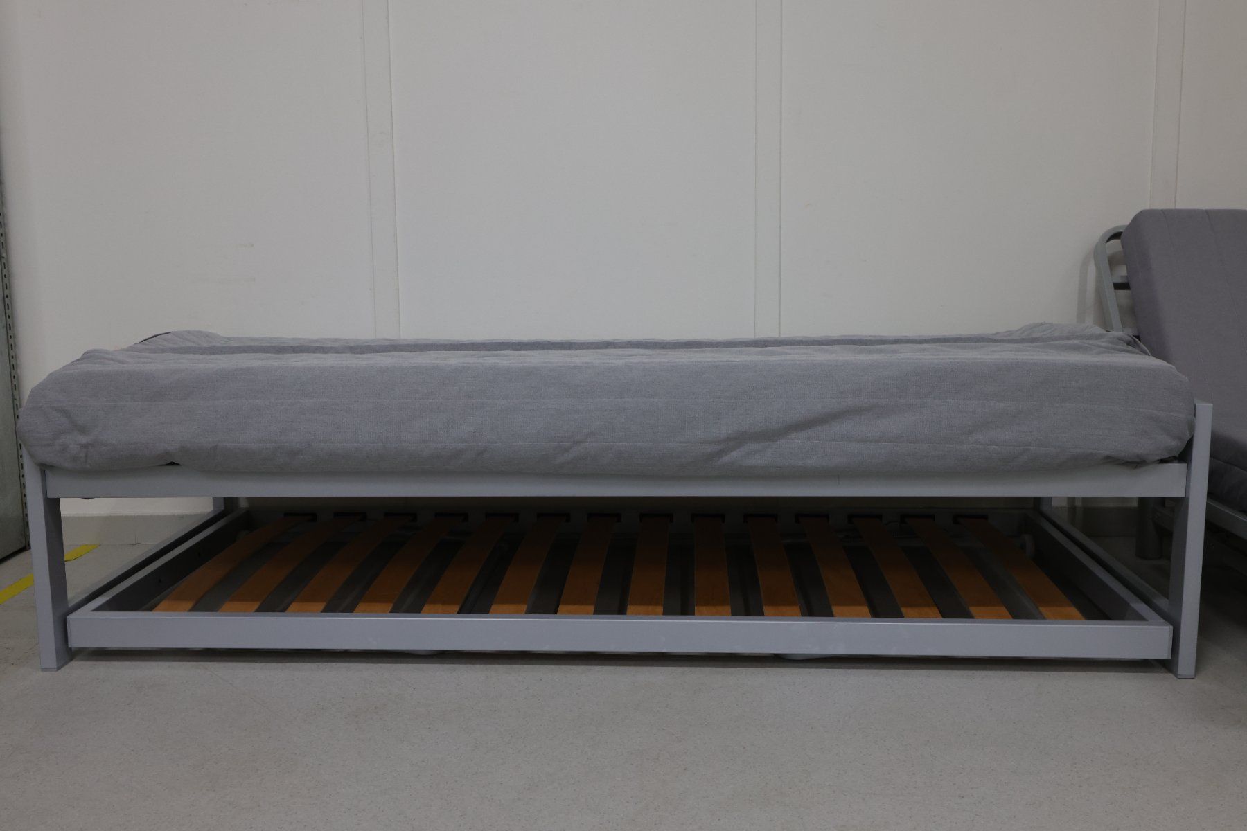 Ikea Divani: Einfaches Bettsofa – Usato da Volketswil venduto da brockipfannenstil 3