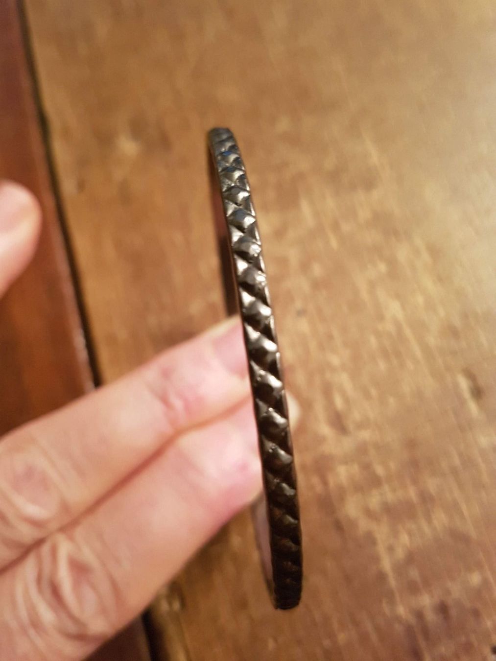 Bracciali & Braccialetti: dünner Armreif mit kariertem Muster – Usato da Ettingen venduto da Maranathatalitha 1