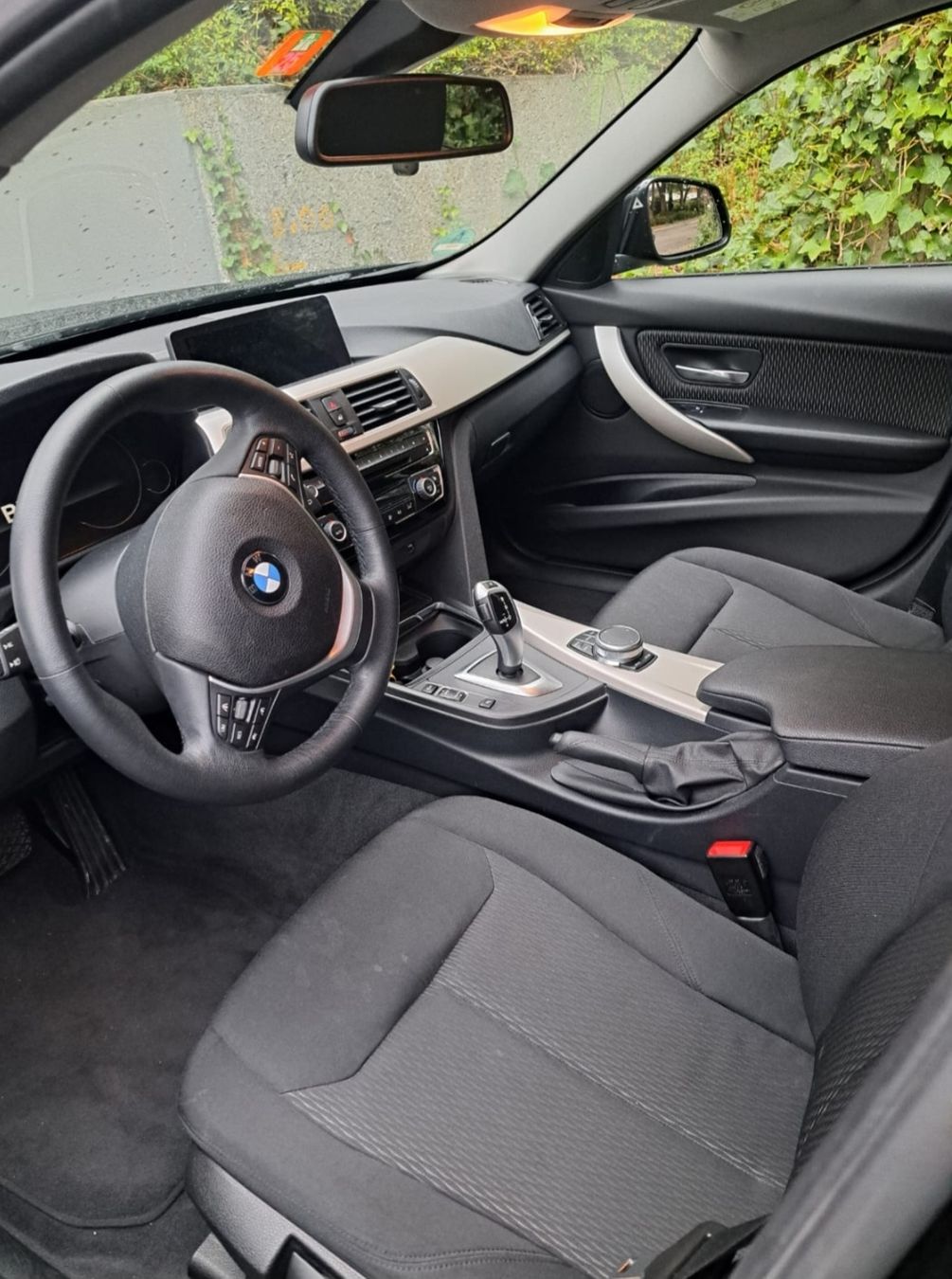 BMW Autos: BMW 320d xDrive / 4x4 – D'occasion à Chur par Ahorna 2