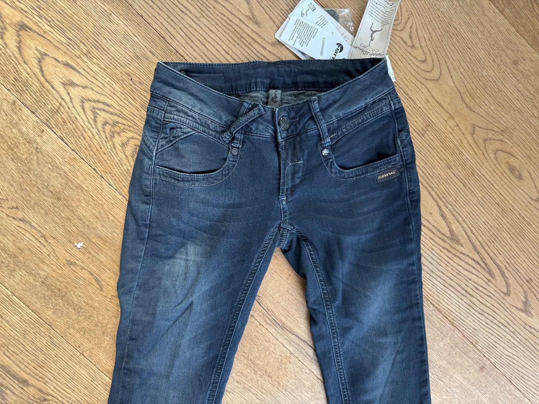 Jeans: Jeans, Gang //NEU// 25 – Nuovo (secondo la descrizione) da Stettfurt venduto da outlet72 2