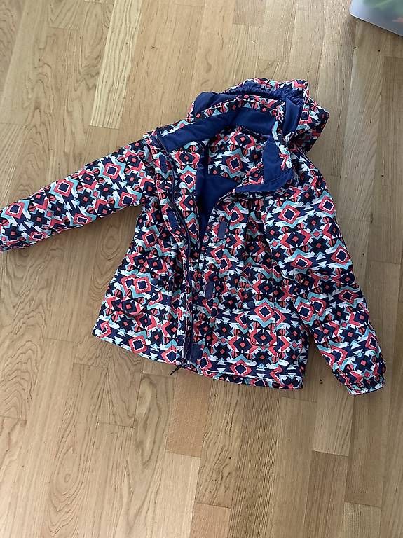 Jacken & Mäntel: Jacke Grösse 122/128 – Gebraucht aus Bern von ber_h76c