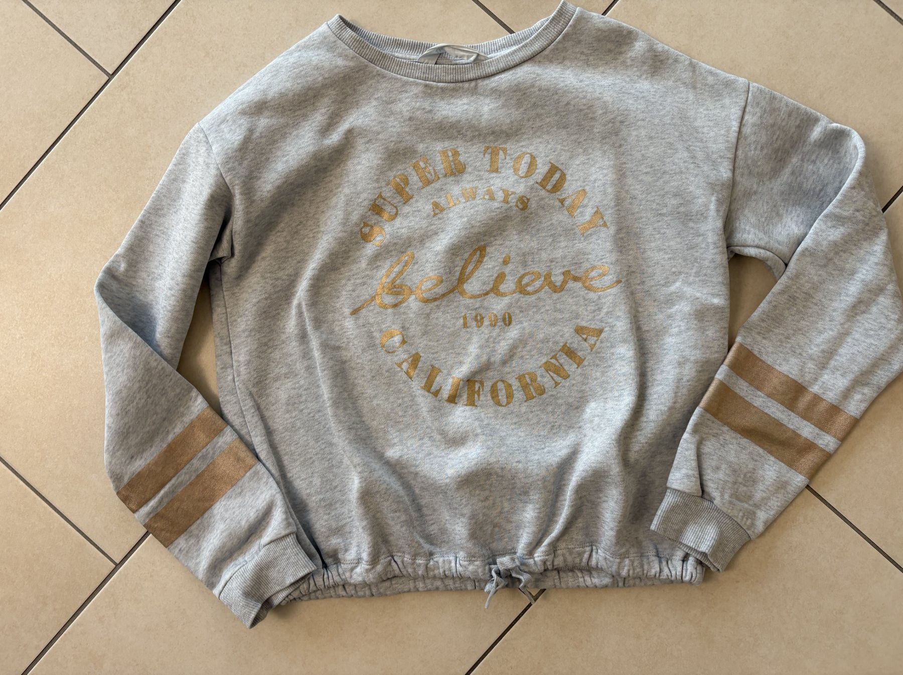 Pullover & Sweatshirts: Pullover – Gebraucht aus Küssnacht am Rigi von icbicb 2